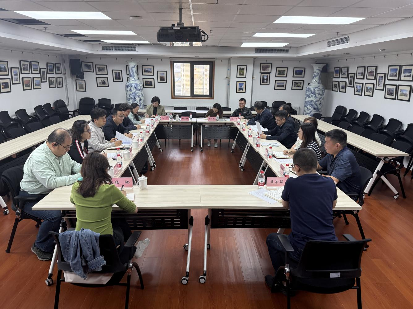 中国电影资料馆（中国电影艺术研究中心）一行赴中国电影科学技术研究所开展业务交流